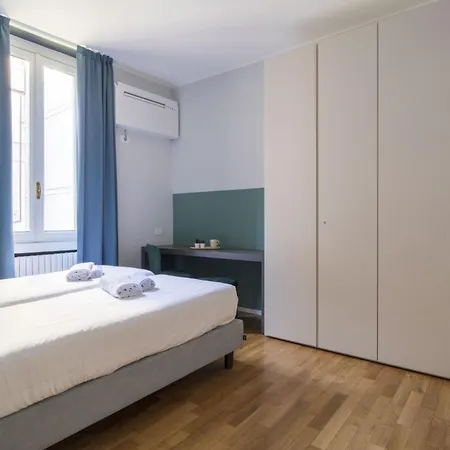 Easylife - Oasi Con Balcone In The Center Milan