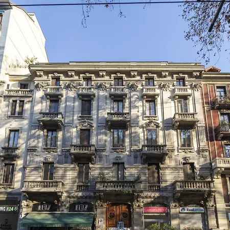 Easylife - Oasi Con Balcone In The Center Milan